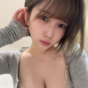 療癒師｜柚紗  160 / 49 / F ｜ 23歲