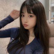 明明是童顏系妹子...怎麼奶大到讓人懷疑人生？！