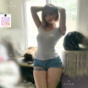 短髮肉肉妹 腰細 屁股大 又是肉大腿