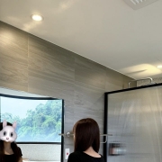 小雨   158/45/C  19歲  大一新鮮人