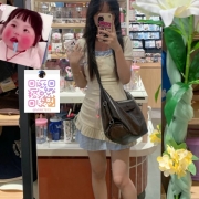 小貝  155/42/B   18歲  #初次下海兼職