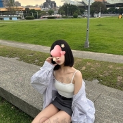 有些妹子真的不是來賺錢的，是來「度化淫蟲」的。