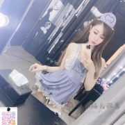 纖細骨感正妹  職業：設計師