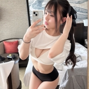#純天然大奶 芽芽 162-24歲-E奶-48kg
