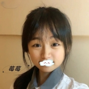 #學生妹在火鍋店打工